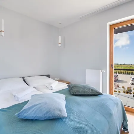 Blue Ii, Sun & Snow * Sarbinowo