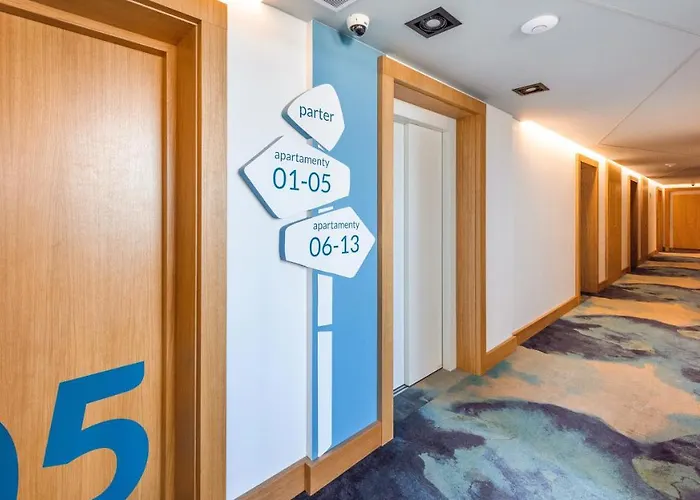 Apartment Blue Ii, Sun & Snow *