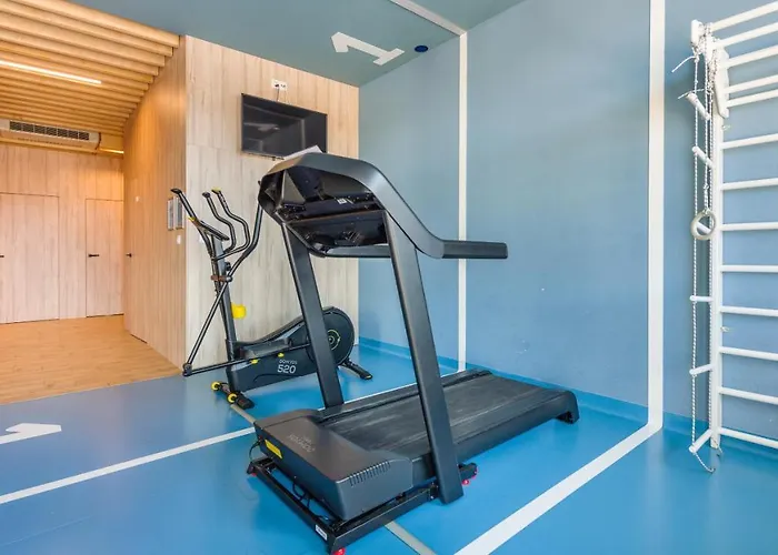 Blue Ii, Sun & Snow *